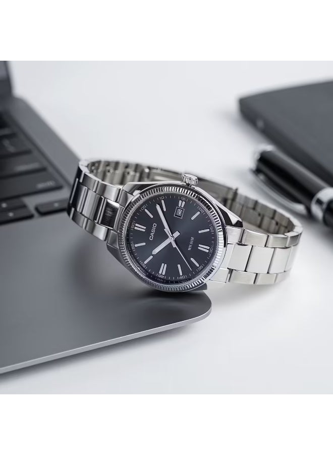 كاسيو ساعة كاسيو سوداء اللون، طقم ساعات للزوجين، موديل MTP/LTP-1302D-1A1 - Image 3